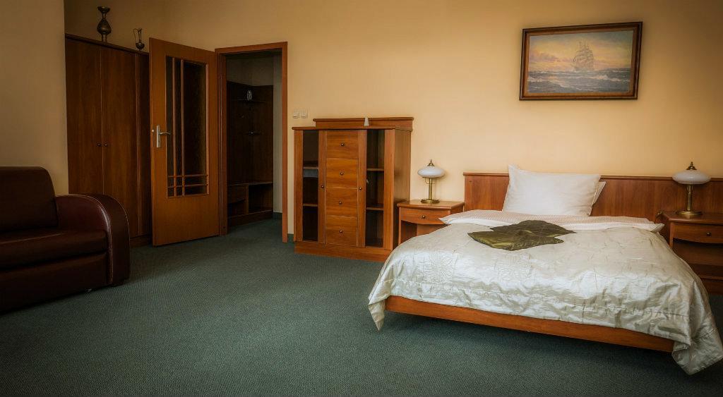 Alabastro Bed and Breakfast Tomaszów Mazowiecki Exteriör bild
