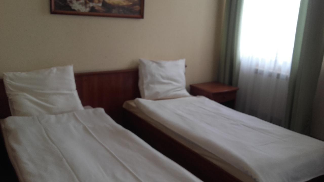 Alabastro Bed and Breakfast Tomaszów Mazowiecki Rum bild